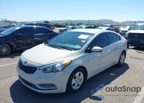 2015 Kia Forte Lx из США, поврежденный, VIN KNAFK4A64F5335396